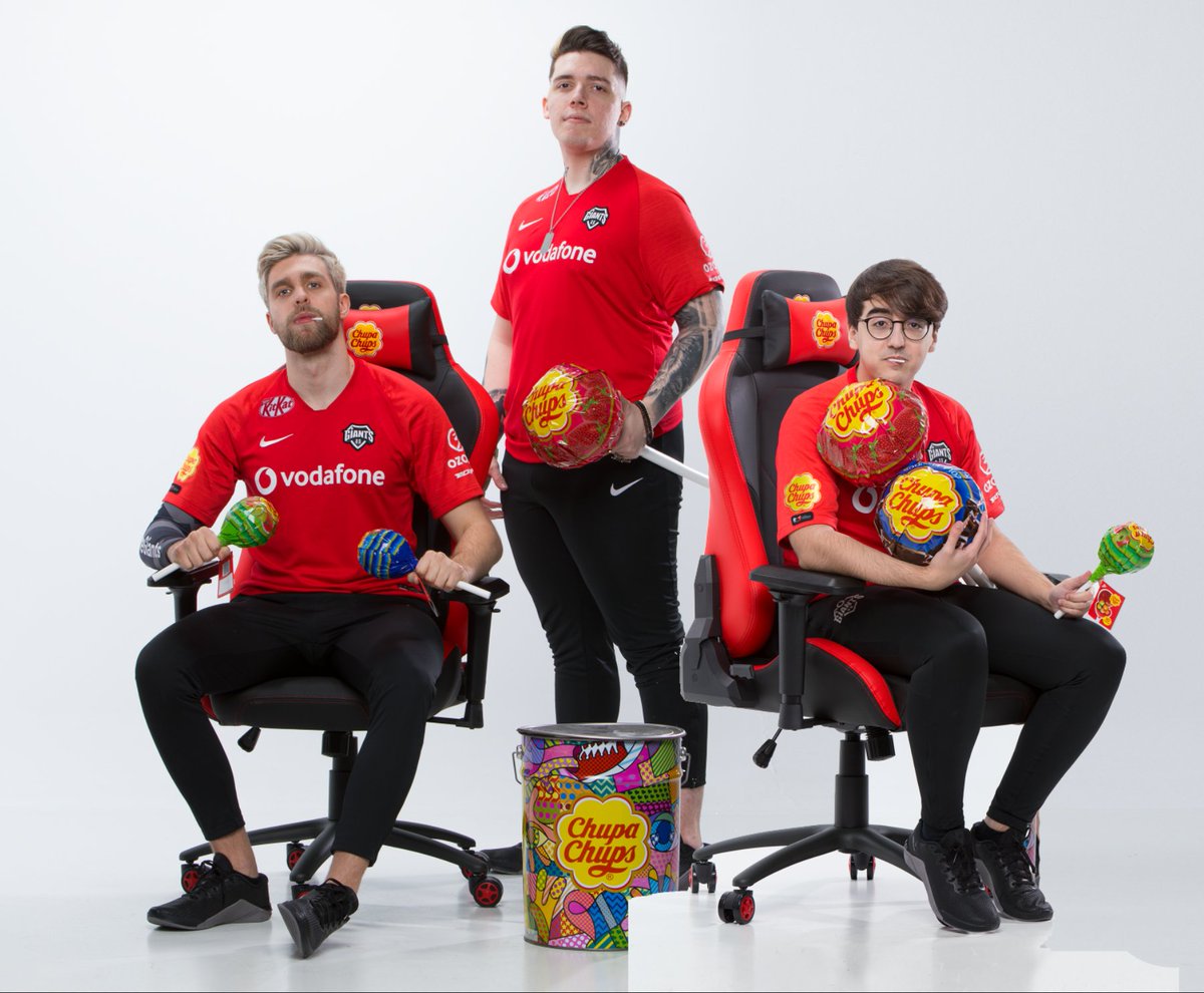 GIANTXGG's tweet photo. ¿QUIERES LLEVARTE A CASA ESTA SILLA? 👀🎁

Si llegamos a 100 RT antes del lunes sortearemos esta edición EXCLUSIVA de @ChupaChups_esp. ¡PARA UNO DE VOSOTROS! 

¡HAGÁMOSLO POSIBLE! 🔥🔥 #GiantsForeverFun https://t.co/NE4WzufPUA