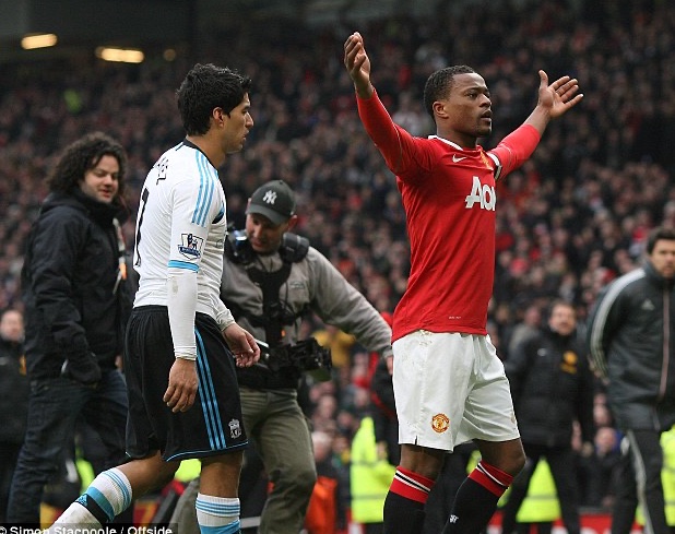 Évidemment, ces matchs sont toujours un régal, avec des joueurs tels que Gerrard, Carragher, Henderson, Scholes, Neville, Rashford... qui ont grandi avec l'intensité de cette passion et de cette rivalité. C'est le match le plus important de leur saison, ils sont l'âme du derby