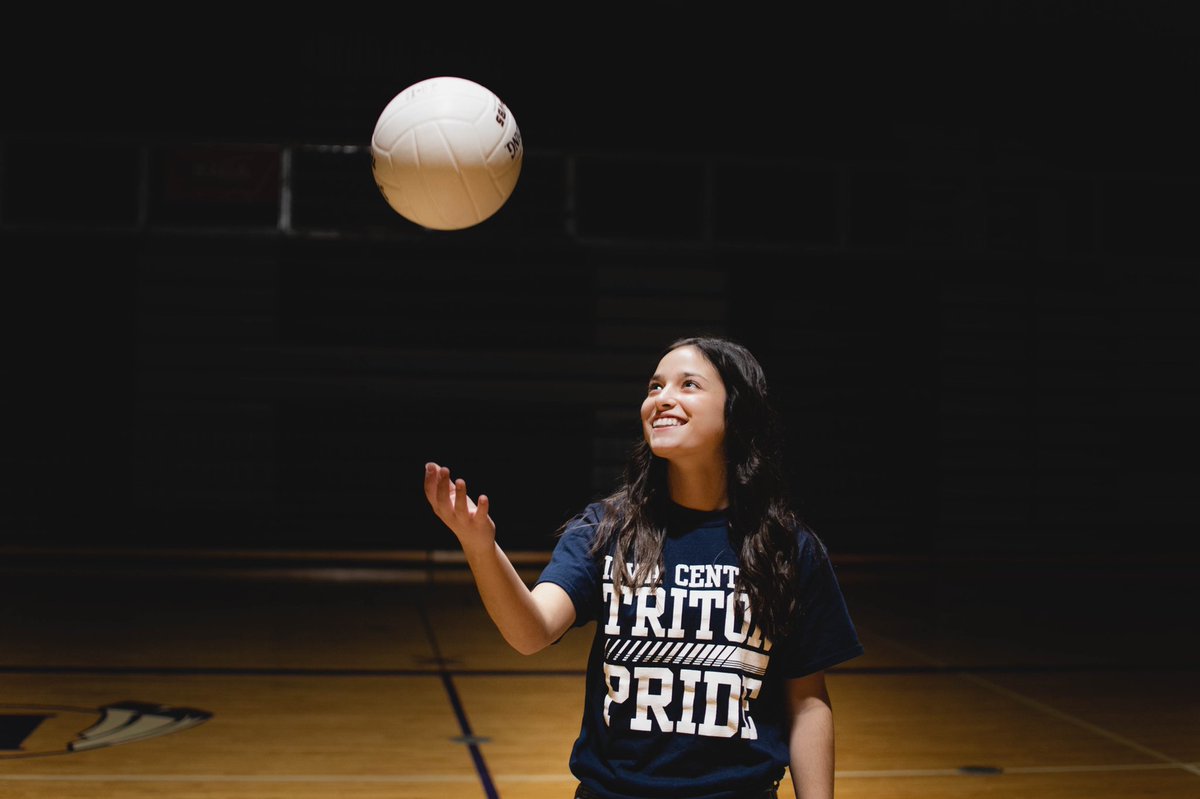 kjmatthias6's tweet photo. Excited to announce my commitment to continue my academic and volleyball career at Iowa Central!! Huge thanks to Coach Horn and Sullivan for helping me reach this decision &amp; all my other coaches who have helped me along the way🤍🔱  #TritonNation https://t.co/HtNkAkdq4l