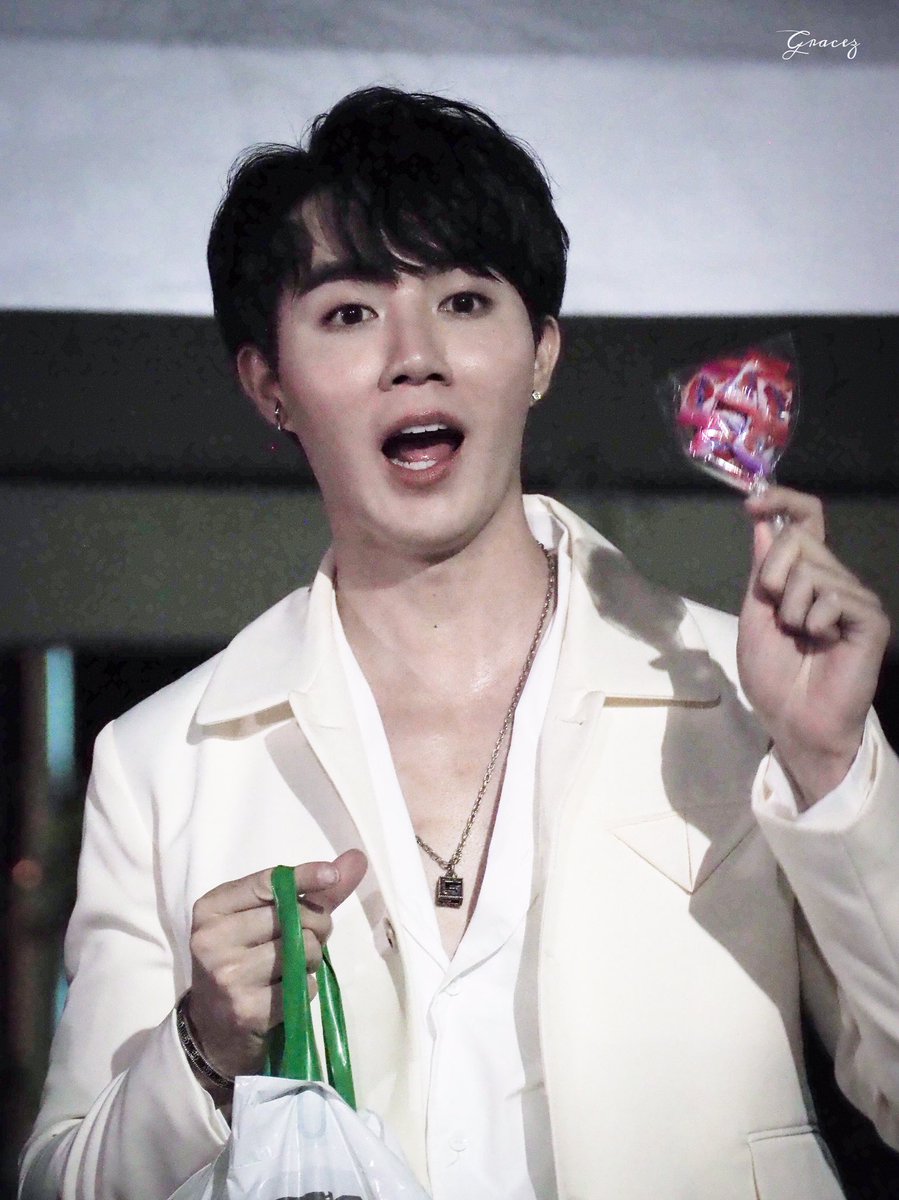 Zee: DULCE  Y PICANTE 