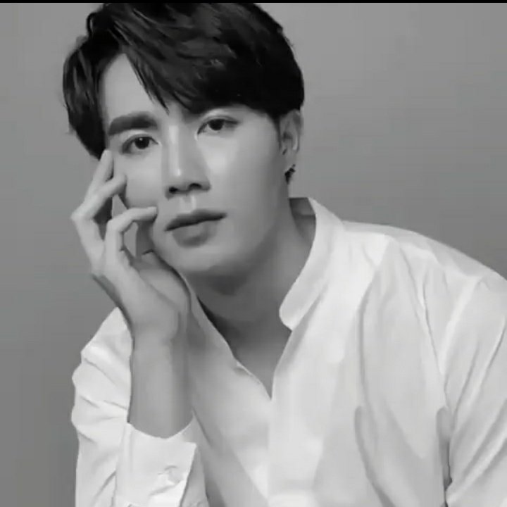 Zee: DULCE  Y PICANTE 