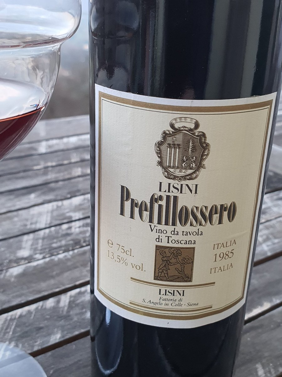 KerinOKeefe's tweet photo. A miracle wine: 1985 #Lisini #Prefillossero made from ungrafted Sangiovese vines planted in mid-1800s never destroyed by #phylloxera. Aged in Slavonian oak &amp; demijohns, it's complex, spicy, still vibrant &amp; delicious. If this is what pre-phylloxera vines could do, we got screwed. https://t.co/hSTcKRmpLW