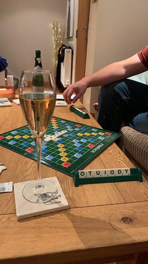 KirstenMchal's tweet photo. Saturday night goals .... #LockdownLife #champagne #imgoingtowin ❤️🥰❤️🥰 https://t.co/RyVT3NrJzN