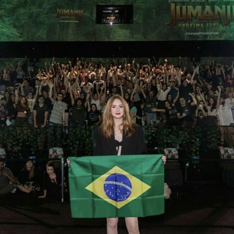 doctorwhobrasil's tweet photo. A little bit of #DoctorWhoInBrazil 💚💛

#InternationalWhoviansDay https://t.co/CHyl1Oz683