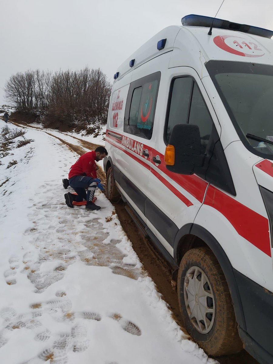 112_umke's tweet photo. Sizler için tüm engelleri aşarız... https://t.co/Q3QvfkdtYF