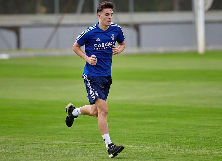 lokos_fc's tweet photo. Juventus demonstra interesse na contratação do zagueiro Alejandro Francés, de 18 anos, que pertence ao Real Zaragoza, da 2ª divisão espanhola. O jovem jogador tem uma multa rescisória de €10 milhões.
📰| SportItalia
#Juventus #Zarago #Mercadodabola #Futebol #Football #Fussball https://t.co/CPnZgfYaVL