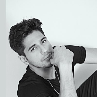 Happy birthday Siddharth malhotra I\m big fann        