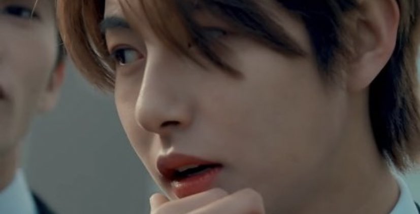 S4TURN4LIA's tweet photo. Te aposté todo renjun, ganas o ganas. Eres mi gallo
#박지성_옥상으로따라와
#NCTDREAM #NCT
#Rooftop_Fight
#teamrejun https://t.co/4YqbI4ZzrR