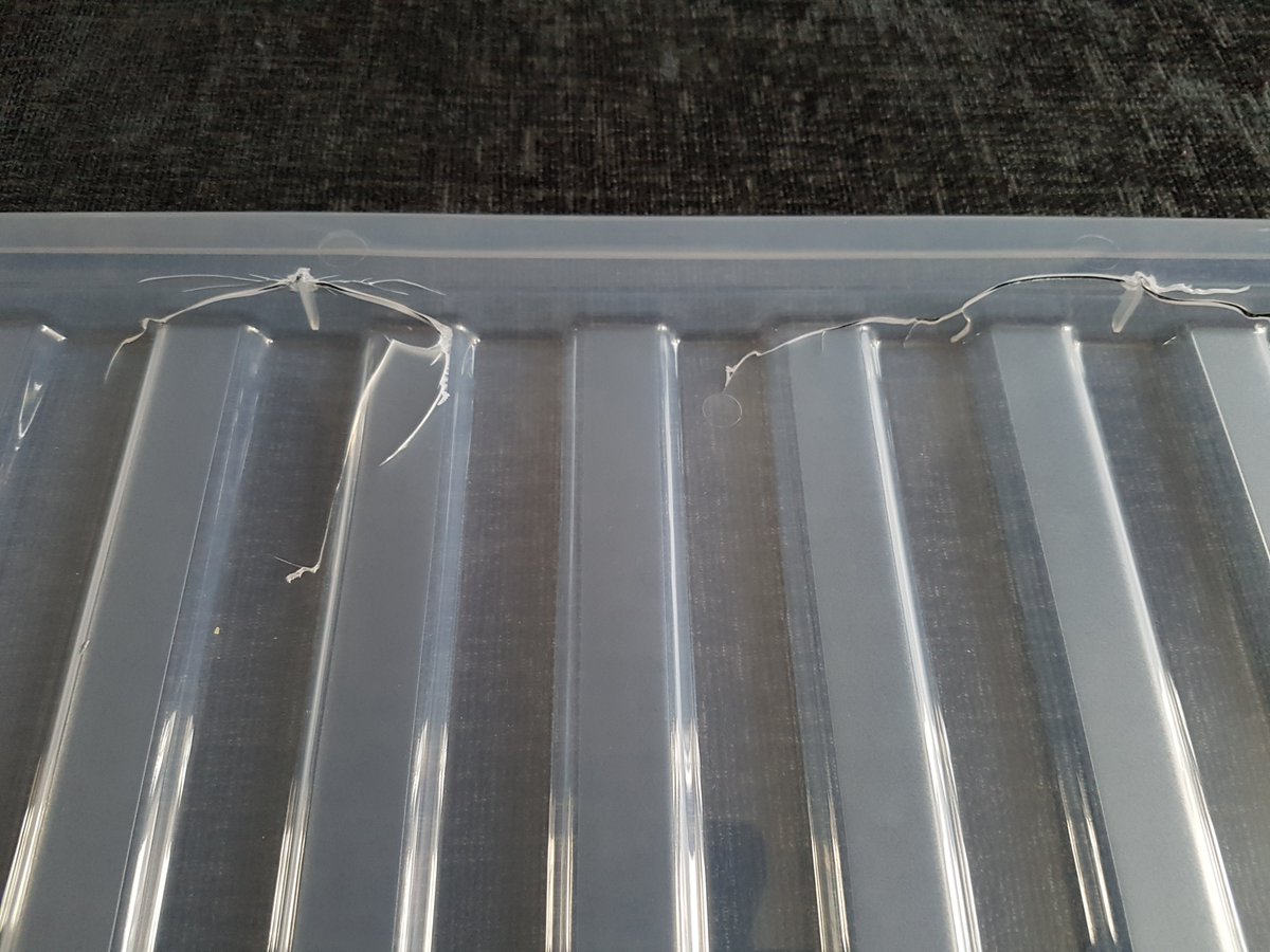 CranberryJessC's tweet photo. @LoveWilko got a delivery today but the lid of one of the boxes arrived cracked. How do I go about getting a replacement please? https://t.co/vuatUmueq2