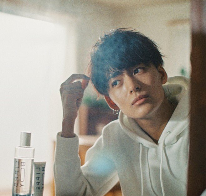 Emo_miu's tweet photo. \✨本日オープン✨/
Emoメン #植村颯太 がイメージモデルに!メンズコスメブランドLIPPS BOYが男性の“#眉”美容に特化した専門サロン1/16(土)オープン‼︎
(詳細)→https://t.co/9QACcN3xV0
#LIPPS #LIPPSBOY #emomiu https://t.co/zfXXwdfMoM