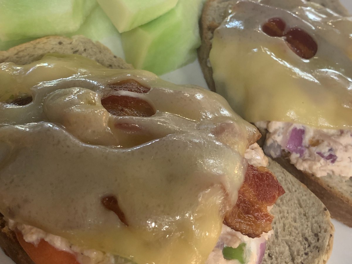 PerkOnMain's tweet image. This is our new Open-Faced Tuna sandwich that&apos;s part of the $10 Sandwich Specials for lunch! Come give it a try and let us know what you think! It&apos;s made with our tuna salad, melted cheddar, tomato, and bacon on rye bread.