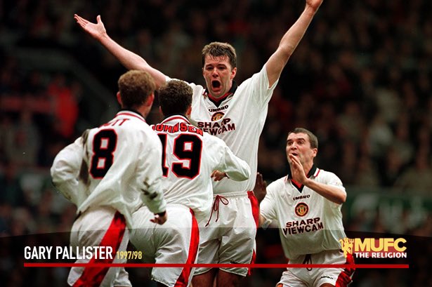 manuthereligion's tweet photo. O n e 🗓 M o r e ⏱ D a y

#MUFC travel down the M62 again tomorrow looking to open up a 6 point gap on the arch enemy 🔝 

What’s your favourite #United Premier League goal at Anfield? 🏟⚽️ 1/3 https://t.co/CiFo5DVq48