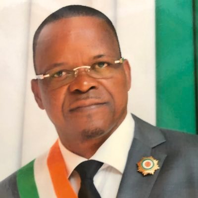 OGRAYANE's tweet photo. Le ministre @Alainlobog, par ailleurs député de la circonscription électorale de #Fresco- Dahiri-Gbagbam sous-préfecture et commune, en détention sans procès depuis le 23 décembre 2019, candidat aux #législatives du 6 mars 2021. #Lobognon #CIV225 #MVCI #LegislativesCIV2021 #CIV https://t.co/xnniLLVtyK