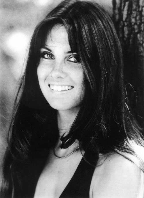 Happy birthday Caroline Munro ! 