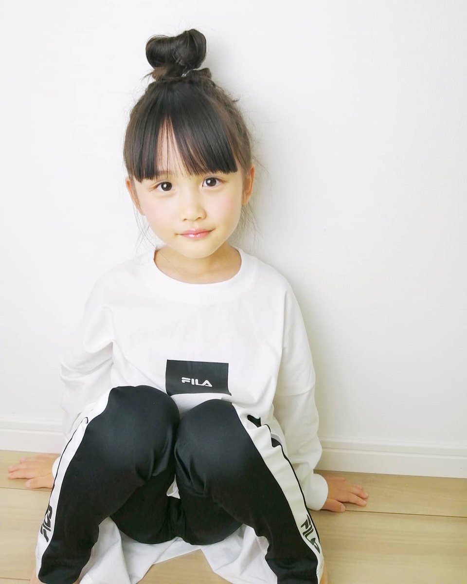 Lily Mily オフィシャル בטוויטר Fila 長袖フェイクレイヤードtシャツ Lily Mily オリジナル 130cm 160cm 全商品送料無料キャンペーン中 こちらから T Co Npiluuerki オシャレキッズ Jsガール 女子小学生 中学生女子 小学生コーデ 小学生女子 Lily Mily オフィシャル בטוויטר Fila 長袖フェイクレイヤードtシャツ Lily Mily オリジナル 130cm 160cm 全商品送料無料キャンペーン中 こちらから T Co Npiluuerki オシャレキッズ Jsガール 女子小学生 中学生女子 小学生コーデ 小学生女子