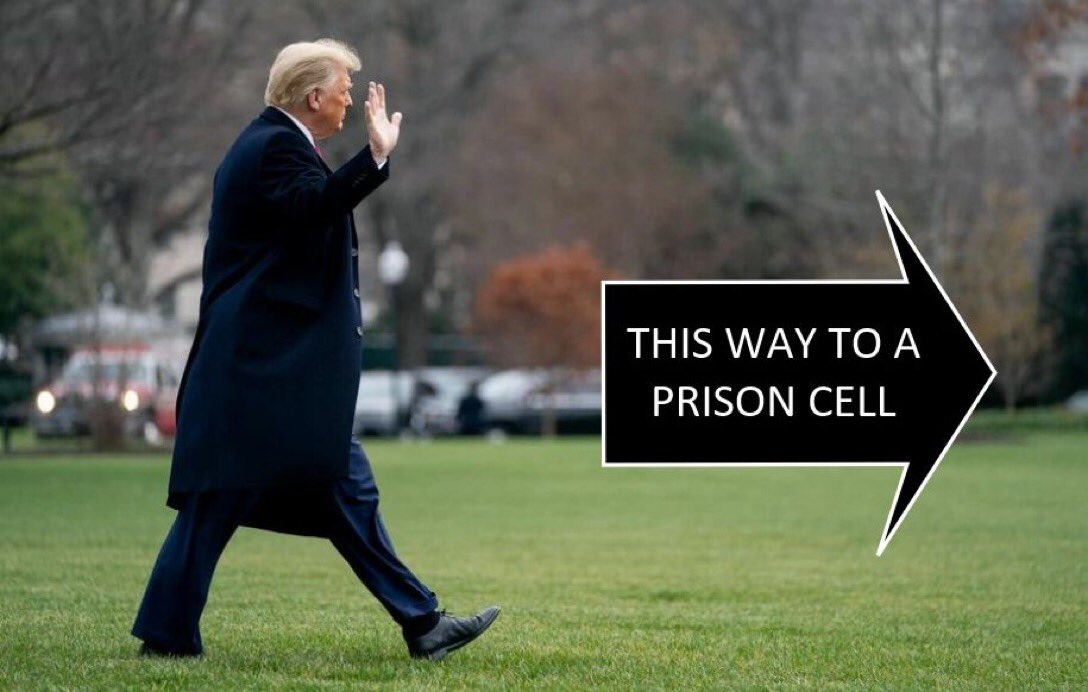 SaintRobin911's tweet photo. Parting is such sweet sorrow.
NOT!
#GoodbyeTraitor https://t.co/mkwQdGowbo
