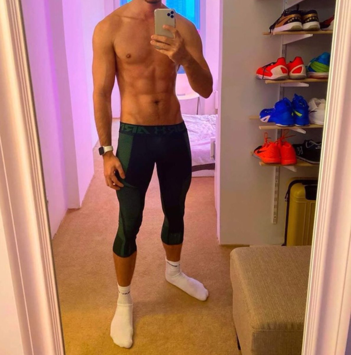 Eric20920011's tweet photo. ☎️05353205428 #taksimgay #cihangirhamam #top #bootom #harbiyetop #mecdiyeköygay #sislimasor #leventgay #saunagay #beylikdüzümasor #cihangirgay #taksimmassager #floryagay #Bakirköymasorgay #nisantasigay #aktif #pasif #bebekmasor #fatihgay #atasehirgay #kadiköymasorgay https://t.co/jqWqnC1JqR