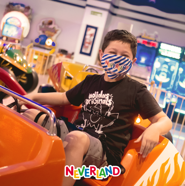 NeverlandParks's tweet photo. En #Neverland, le hacemos frente a cualquier clima 🌈 y disfrutamos de las #vacaciones como se merecen!  🎈😍 

.
.
#VacacionesNeverland #NeverlandFans #NeverlandLovers #Verano https://t.co/wowOU3zEFl