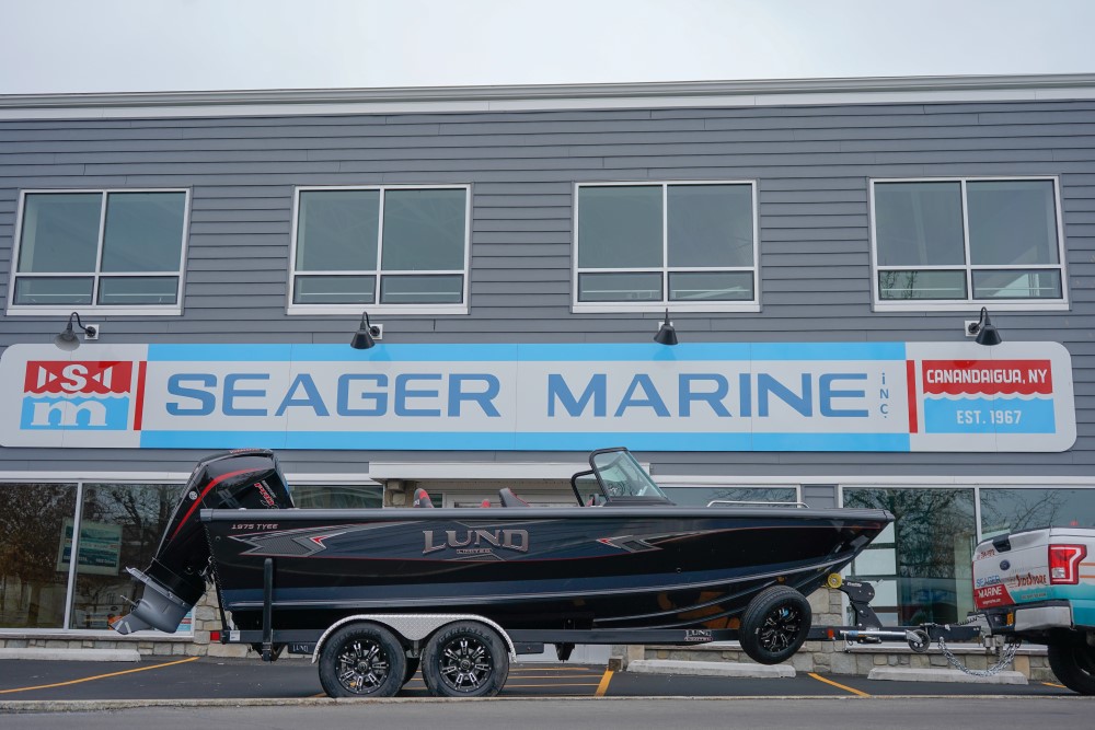 SeagerMarine's tweet photo. Now's the time to check out this 1975 Tyee Limited and let me tell you why...$500 off AND a brand new cover, but only until the end of the month! 

#ActFast #LundBoats https://t.co/X5XPVjlCyi