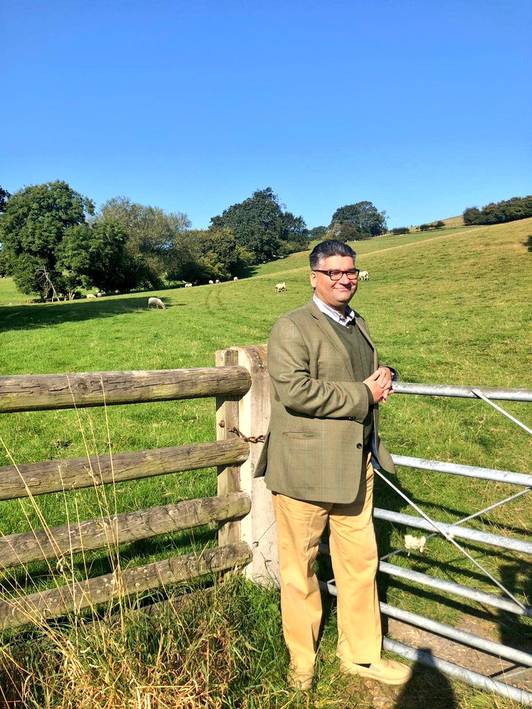 Absolutely honoured &amp; thrilled to be appointed Honorary Vice President of the <a href="/GreenLibDems/">Green Liberal Democrats 🔶</a>. Look forward to working with <a href="/MartinChelt/">Cllr Martin Horwood 🇺🇦 🇨🇦 🇬🇱 🇿🇦 🇬🇧 🇪🇺</a>, @ChairGreenLDs, <a href="/catherinemep/">Catherine Bearder🇪🇺 🇺🇦🇺🇦🇪🇺🔶</a>, <a href="/Wera_Hobhouse/">Wera Hobhouse MP 🔶 🇺🇦</a> @jasonbillinLD, <a href="/GrahamNeale/">Graham</a>, <a href="/layanglicana/">Laura Sykes</a>, <a href="/JaneBrophyLD/">Cllr Jane Brophy</a>, @Class_libdem, <a href="/pippaheylings/">Pippa Heylings 🔶️ MP for South Cambridgeshire</a> &amp; all!