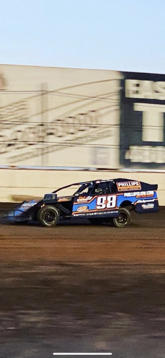 RacingNeil's tweet image. passed a lot of cars last night, ended up 11th, still working on getting this hot rod faster