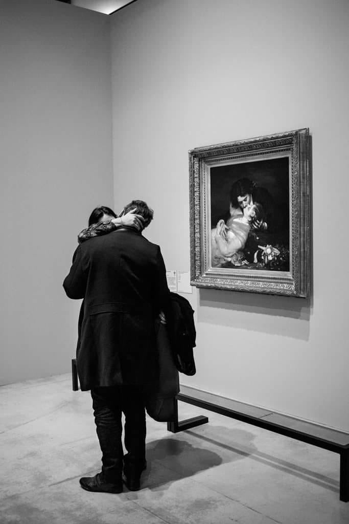 AniSWISSarts's tweet image. Gérard Uferas (French 📷, b. 1954) - A Day in the Museum series, Musée du #Louvre, 2017