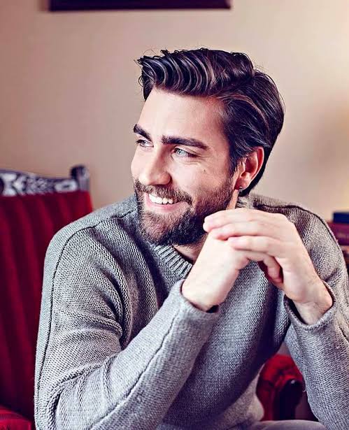 CagDenEnayisii's tweet photo. 2) Gülerken
#DenizBaysal #CağlarErtruğrul
#YagHaz #ZehSer #TRT1 #tekilat
#fhvk #fazoreis @BaysalDeniz @CaglarErtugrul https://t.co/mcSamzbbzL