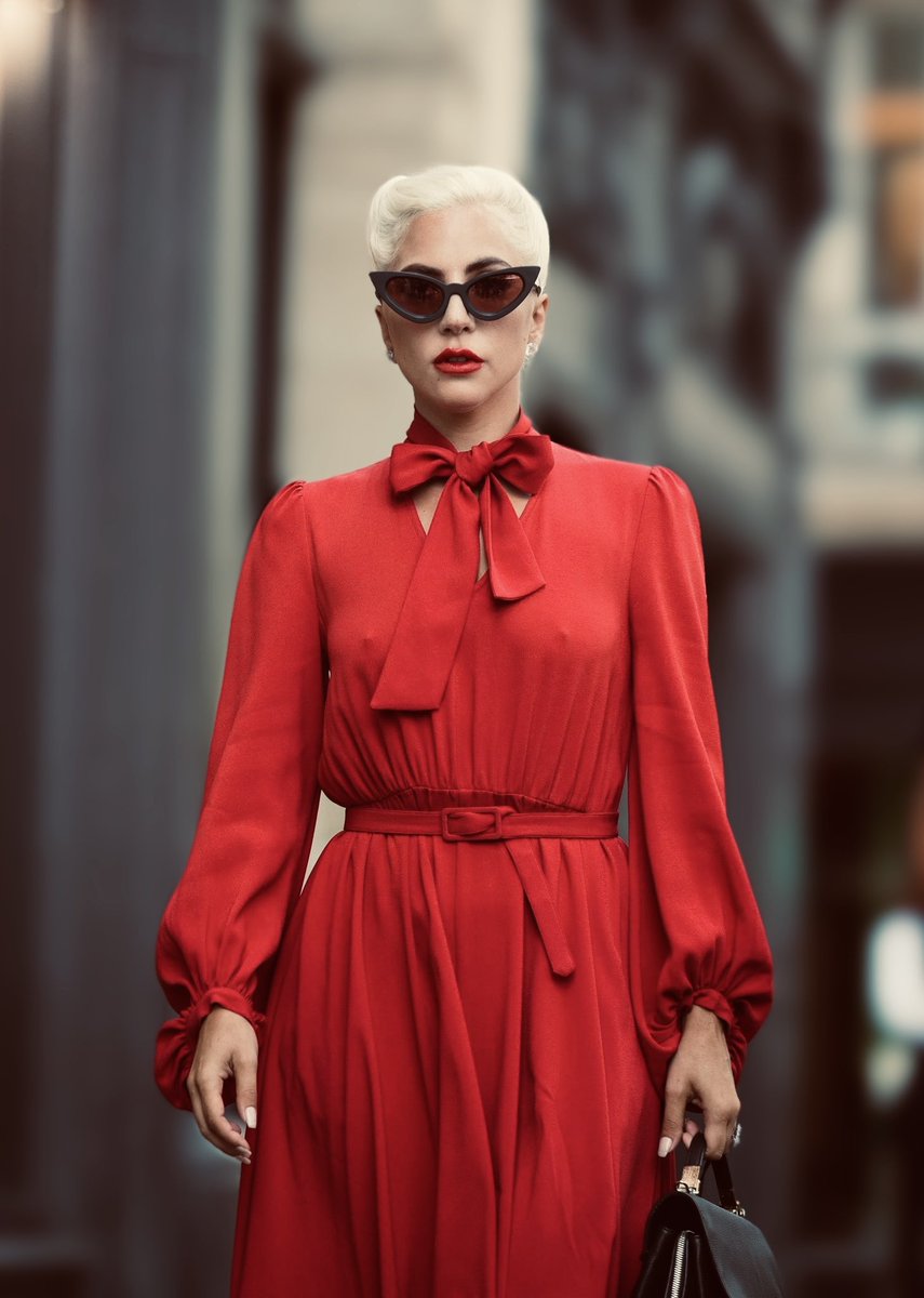 Gagas_Sonn's tweet photo. This photo of Lady Gaga screams legendary. https://t.co/7aYuvQ6OJ6