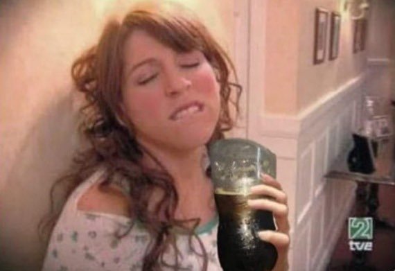flanchota's tweet photo. cuando alguien prueba el fernet que yo prepare https://t.co/4roMKZOYjL