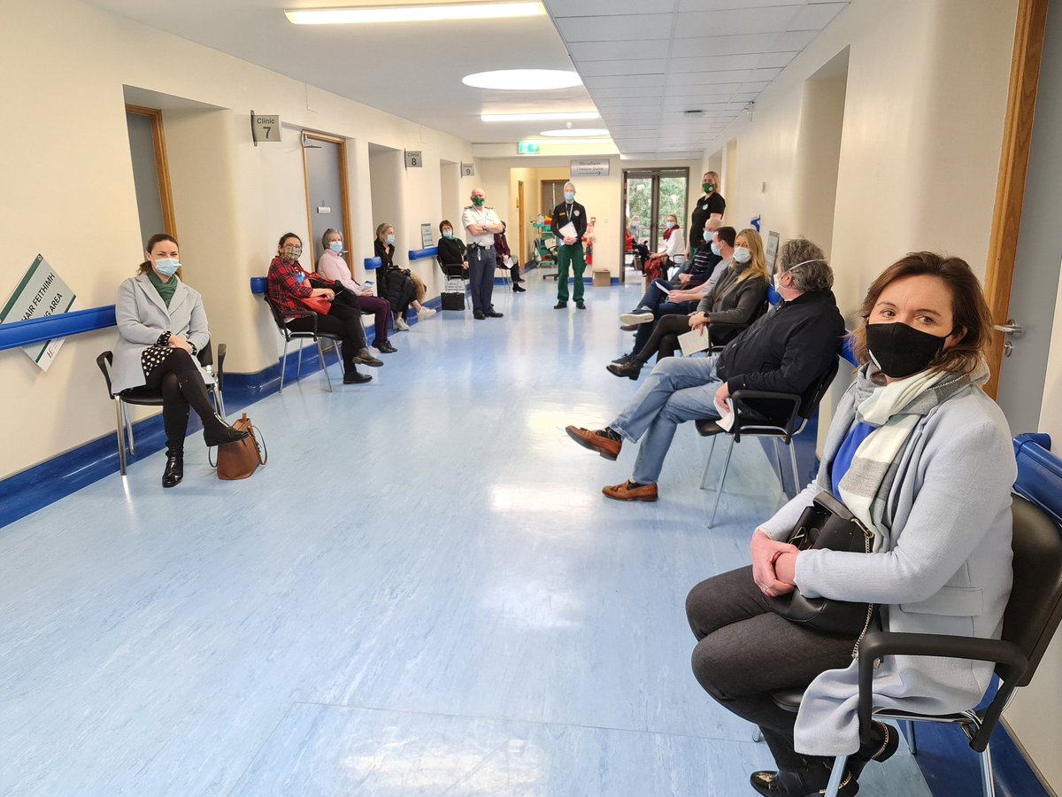 paulreiddublin's tweet photo. A great day in our Mass Vaccination Centre in Merlin Pk University Hospital, Galway. GPs &amp; their practice teams having received their vaccinations. A great light at a time of huge challenge for our health service. @HSELive @defenceforces @AmbulanceNAS @ICGPnews https://t.co/1g1e1YF1Y9