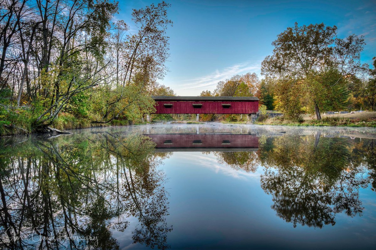 #Autumn passed, #leaves are gone, still have a few #photos to share from central #Indiana and her lovely #coveredbridges and #reflections! 🥰🍁📷 #creek #fallcolors #naturephotography #nature #beautiful #photography #thephotohour #nikonusa #bridges #natgeo #500pxrtg #natgeophotos