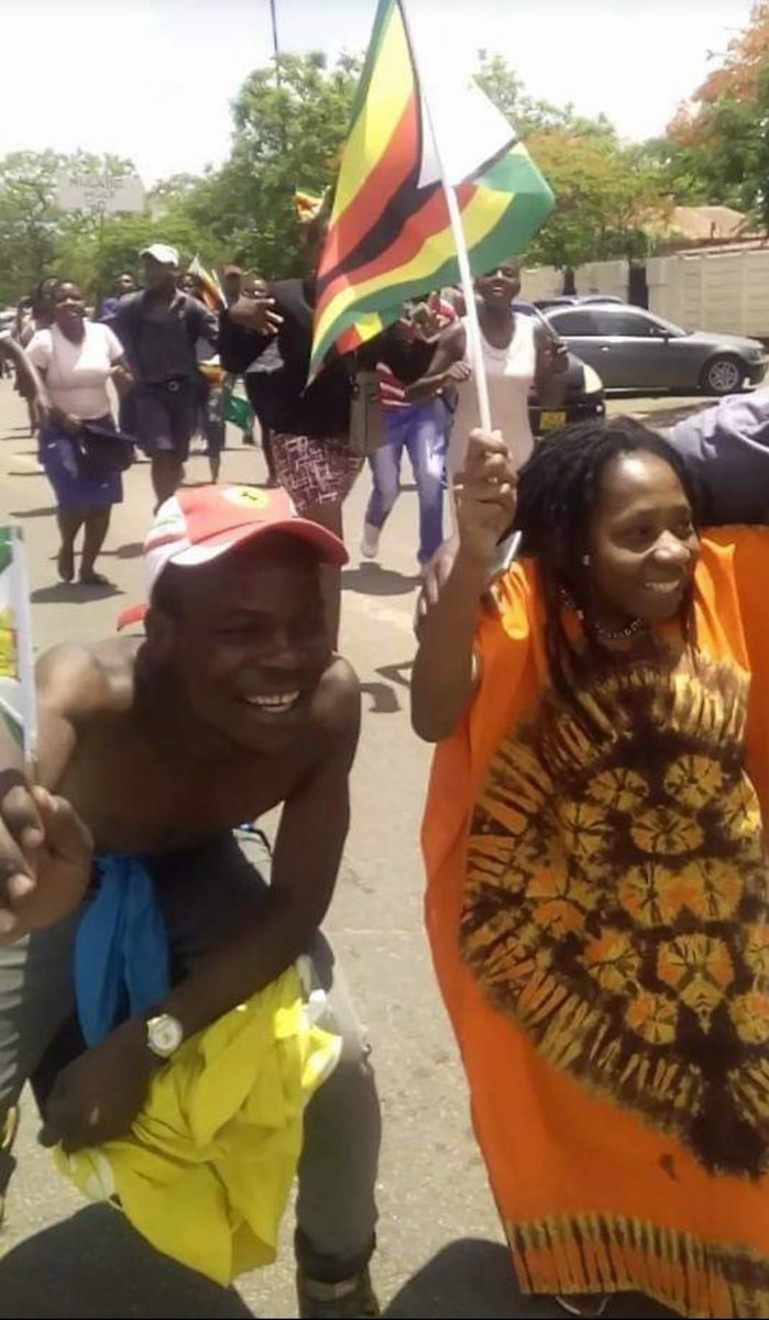GwiziSoneni's tweet photo. #MaskUp
I love my country Zimbabwe 🇿🇼 very much! Don't get twisted
We thought we had arrived eJerusalem kanti siyanya
#ZimbabweanLivesMatter
#DisabilityHealthMatters
#LadyFlawsome
#IamFlawsome https://t.co/iG7EbCrgTJ