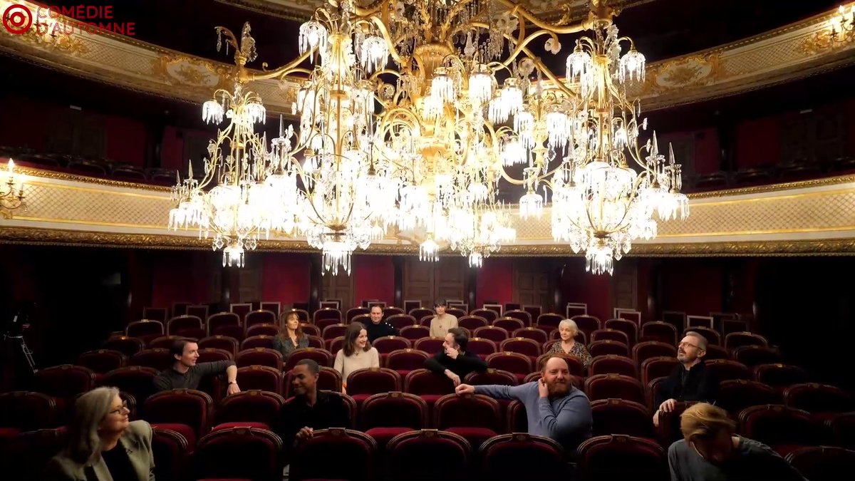 ComedieFr's tweet photo. RDV ce soir à 19h sur notre site pour « Les Cinq Premières Minutes », celles où les comédiens de la Troupe racontent un moment de théâtre, un moment de grâce auquel ils ont assisté, souvenir fondateur ou exemplaire, celles qui leur ont donné envie de faire du théâtre. https://t.co/FU3fDMBAF2
