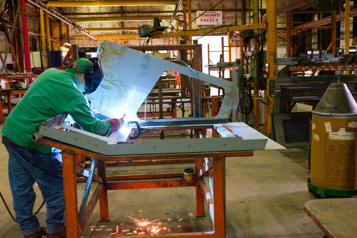capacitytrucks's tweet photo. Our team of skilled experts build the all-steel cab for our TJs ensuring the toughest, most reliable yard trucks in the world. Learn more: https://t.co/EkmaKVU44m https://t.co/1OMDQAKteA
