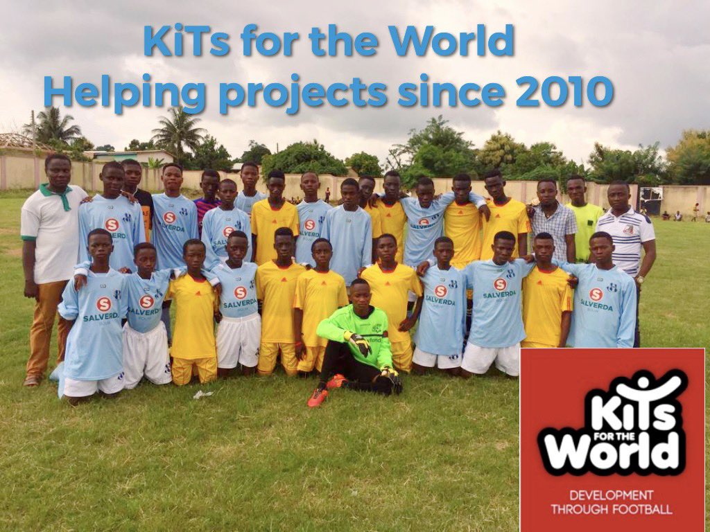 ColinIanLatham1's tweet photo. Some photos from past projects to Africa. All projects we support use football as a way to engage the youth #SDG #DevelopmentThroughFootball https://t.co/yPmGQv9knT
