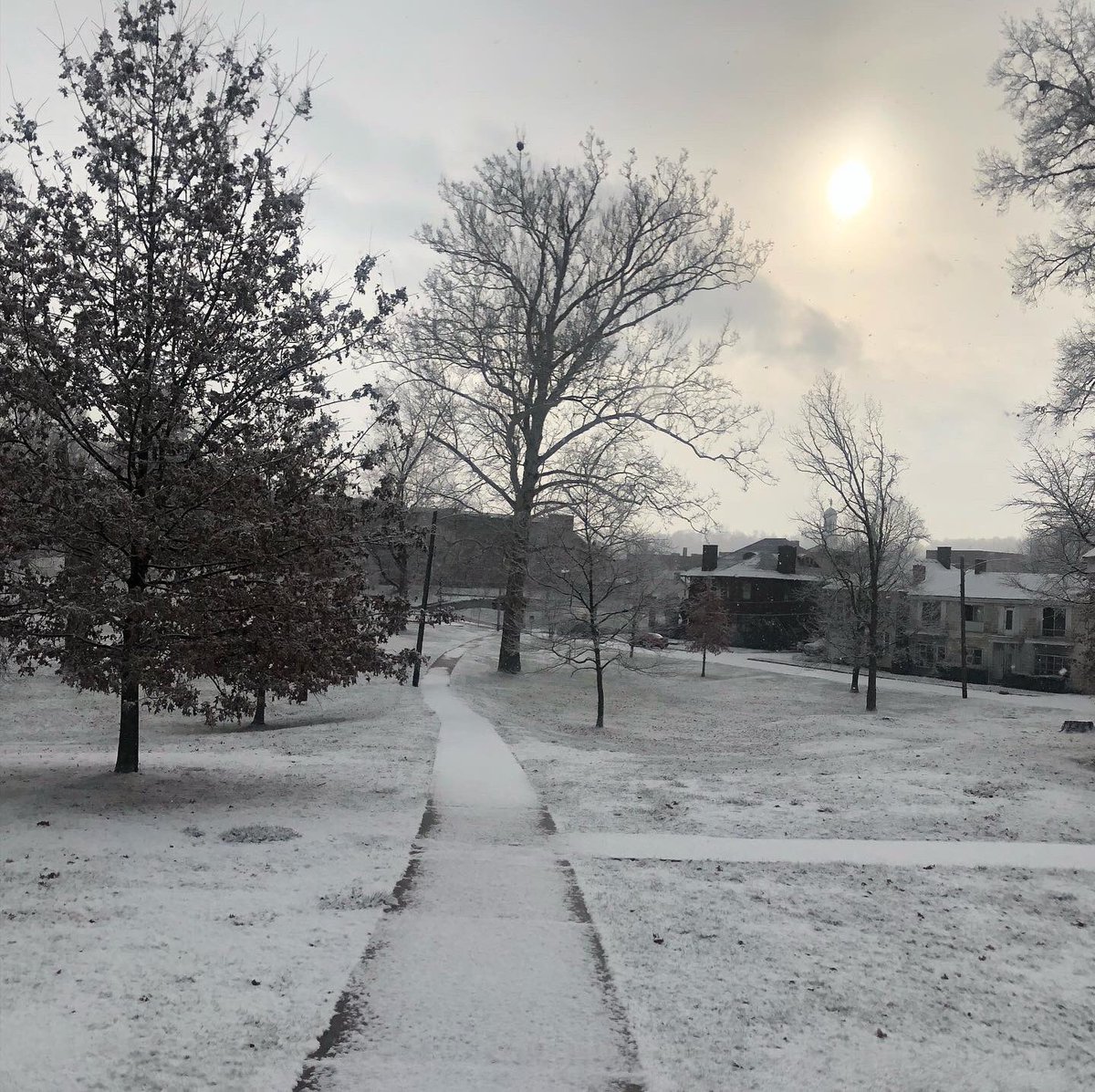 FaithAtWU's tweet photo. His mercies are new every morning...
WU students - Be careful as you return this weekend. The snow is coming down! #JacketFam https://t.co/GTvtFBCpZb