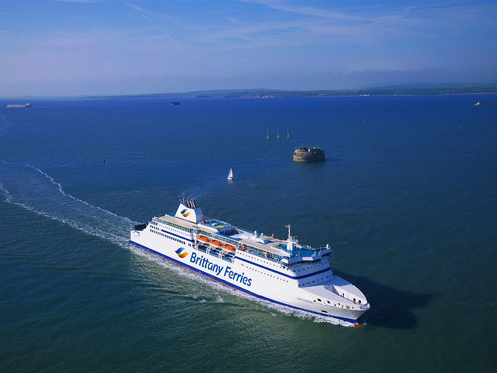 Rosslare Europort (@rosslareuroport) on Twitter photo 🚨 EVEN MORE capacity direct to Europe starting Monday as <a href="/BrittanyFerries/">Brittany Ferries</a> begin 2021 Rosslare to Cherbourg services two months ahead of schedule with MV Finistère. Proud to work with all our shipping lines to build capacity to Continent #beatbrexit #gatewaytoeurope 🇮🇪 🇫🇷 🇪🇺 🛳 🚨 EVEN MORE capacity direct to Europe starting Monday as <a href="/BrittanyFerries/">Brittany Ferries</a> begin 2021 Rosslare to Cherbourg services two months ahead of schedule with MV Finistère. Proud to work with all our shipping lines to build capacity to Continent #beatbrexit #gatewaytoeurope 🇮🇪 🇫🇷 🇪🇺 🛳