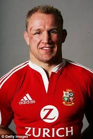 Happy Birthday to legend, supporter, ambassador &amp; friend <a href="/NeilBack/">Neil Back MBE</a> 
From all at #homelessrugby...
Thanks for helping to #tacklehomelessness 🏉🏉