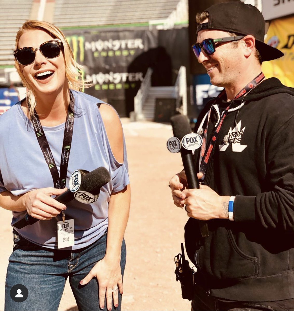 kaitlynvincie's tweet photo. Miss the @SupercrossLIVE family! Cheers to the new season kicking off tonight. ๐๐ป #gatedrop https://t.co/PX0X3gJBhQ