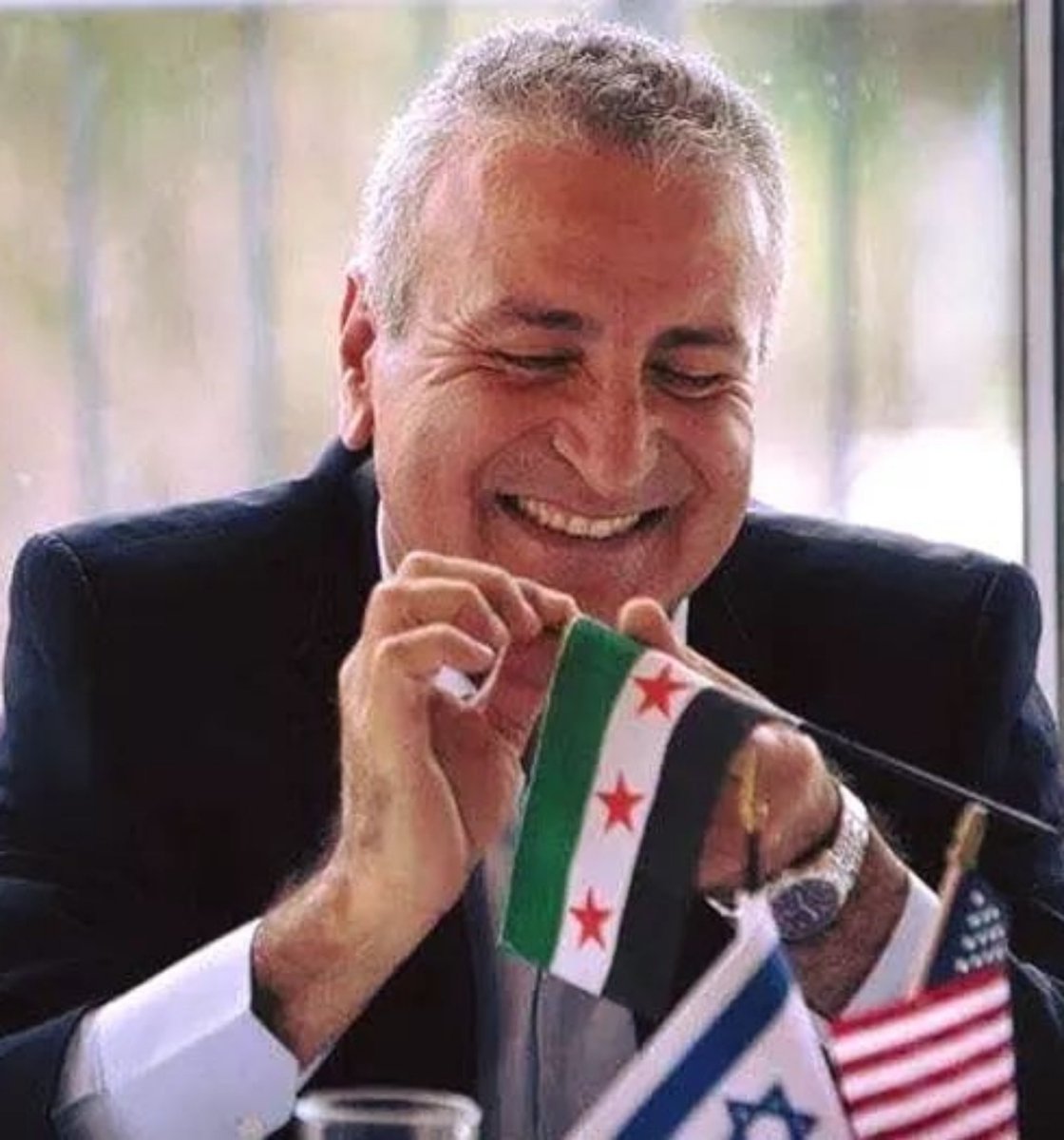 slmanassi's tweet image. ان الثوره الذي يدعو الاخوان المسلمين والذي معاهم هم عملاء لاسرائيل هي ثوره من اجل اسرائيل ضد الشعب السوريThe revolution that calls for the Muslim Brotherhood, and with whom they are agents of Israel, is his revolution for Israel against the Syrian people