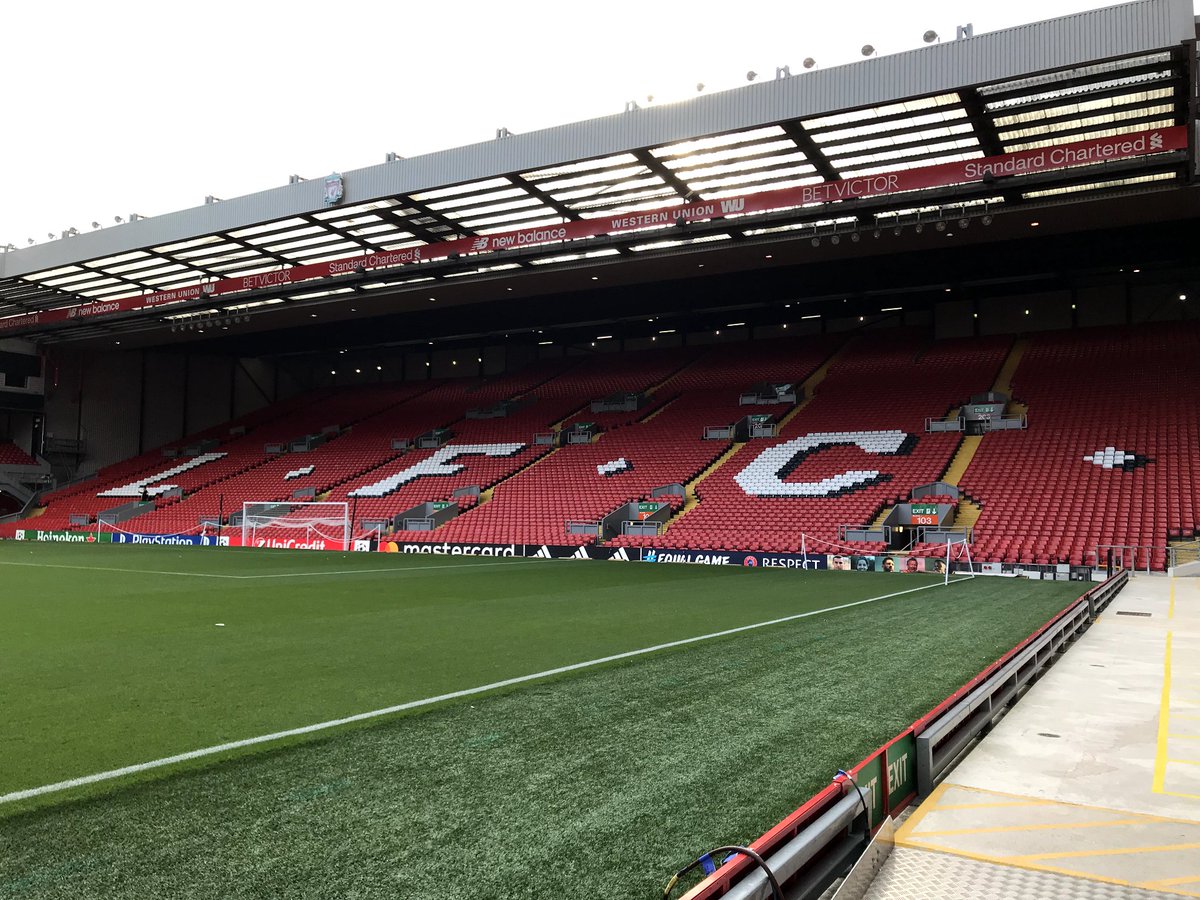 Was looking through some old photos I took of Anfield & some random snaps for any that is interested. A photo thread.