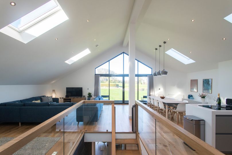 Our light-filled, open plan living spaces at Harbour Heights offer fuss free self-catering retreat for your family. 
There's space aplenty to gather together or sneak off for a quiet read of your book..with a glass of wine, or two.