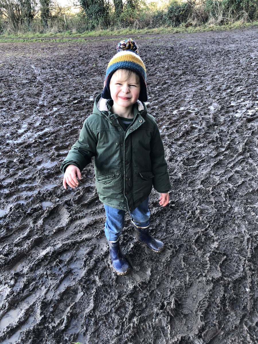 The 4 year old took us on a trip to visit his Forest School behind <a href="/SPPSMalvernVale/">SPPS- Malvern Vale site</a> today. Absolutely glorious walk and one v happy, muddy Lucca at the end! @SPMVOAK he was so proud to show us ♥️