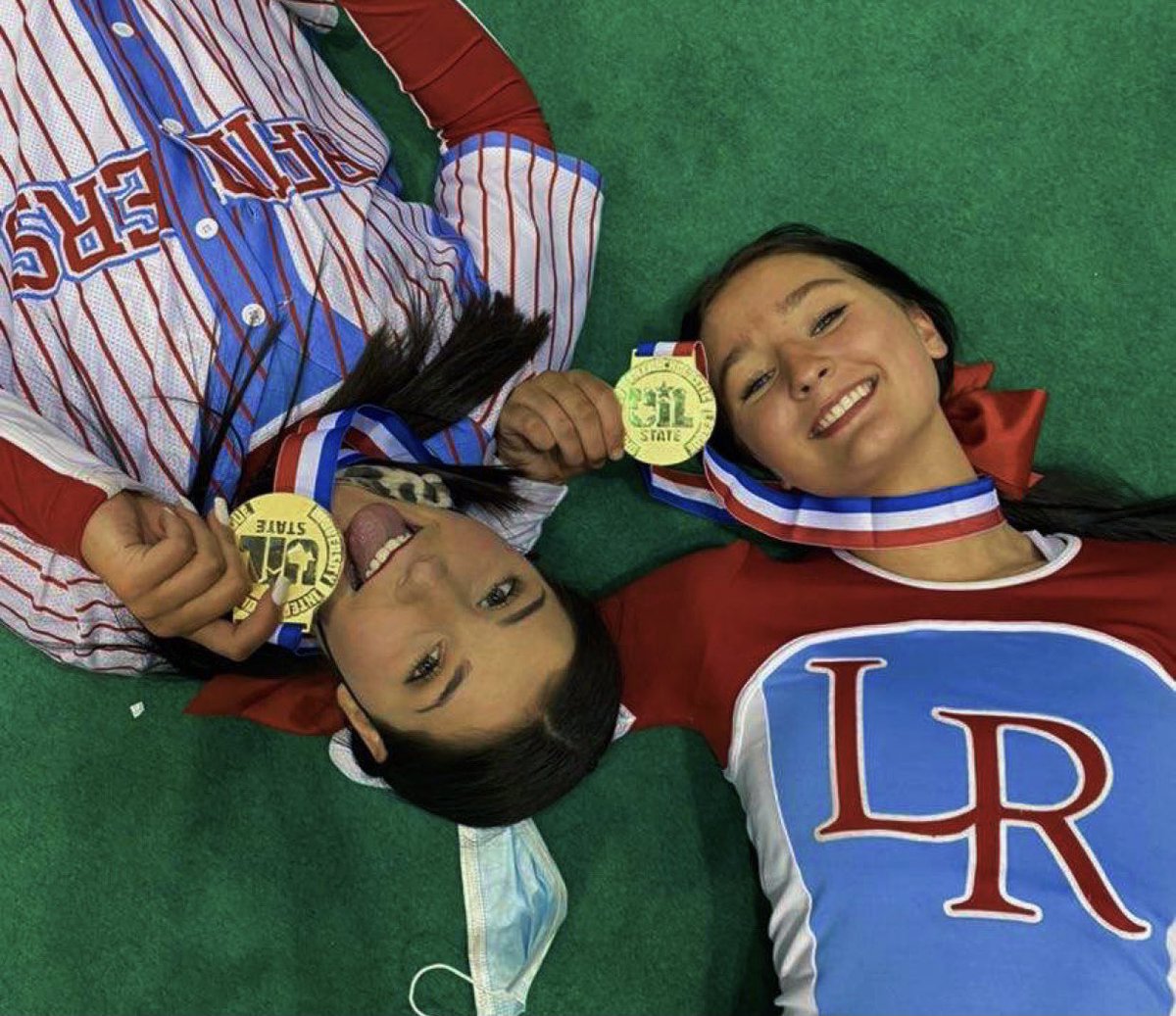 brooklynbrouss's tweet photo. YOUR LUMBERTON CHEERLEADERS ARE FIRST IN THE STATE #DUBZONLY https://t.co/jYqQv42Qqw