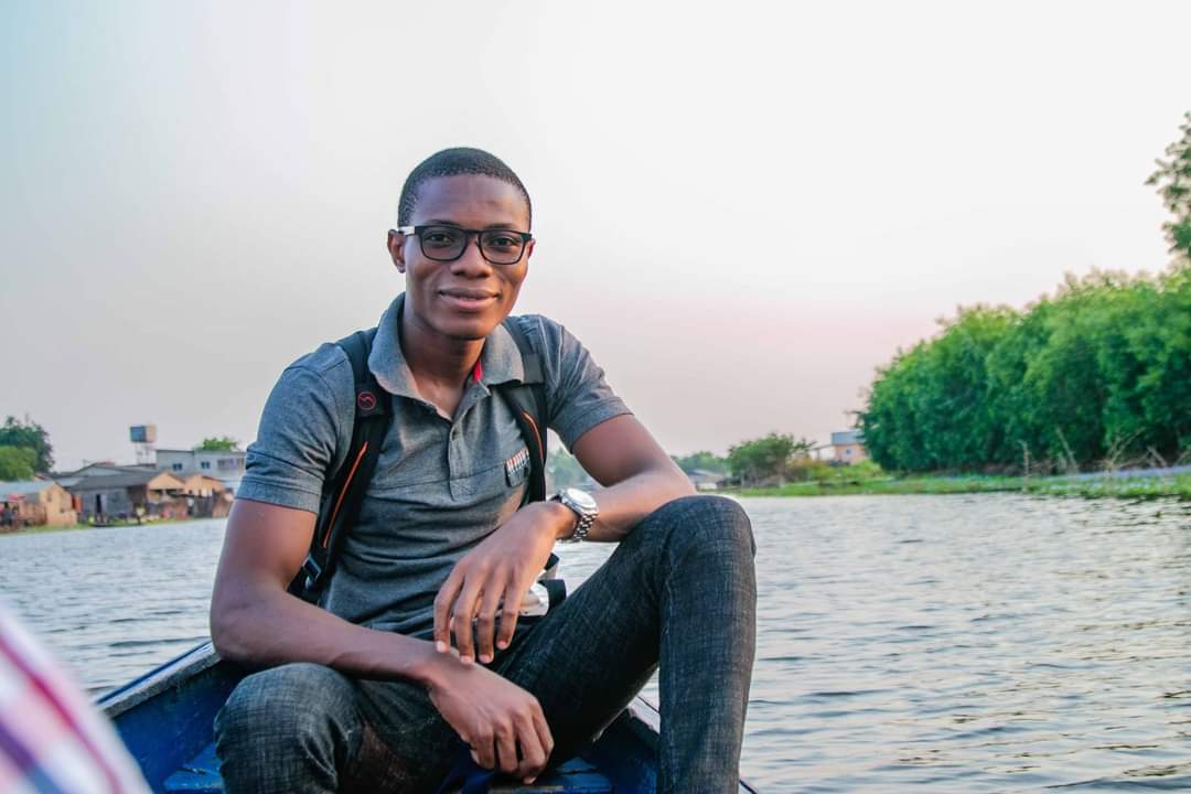 EmmanuelGanse's tweet photo. @GildasSalomon le photojournaliste qui a couvert en images nos consultations #NosVoixComptent nous fait le #recimage de son expérience avec les filles et femmes rencontrées avec @ab_benin pour prendre en compte leurs priorités.
▶️ https://t.co/CosX1fb60Z
#NosVoixComptent https://t.co/3TyqxE7KOC