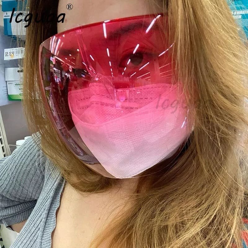 ParentsBuy's tweet photo. Face ﹰShield=R119
Buy 3 or more @R99 each 
One Size fits all /Available in differentcolours
To order DM/Whatsapp=0612481821
#GirlTalkZa #GirlBuyZA #mommytalkza #GirlsTalkZA #ValentinesDay #Mask #DateMyFamily #gomoramzansi #TheQueenMzansi https://t.co/Gvssa1Isbn