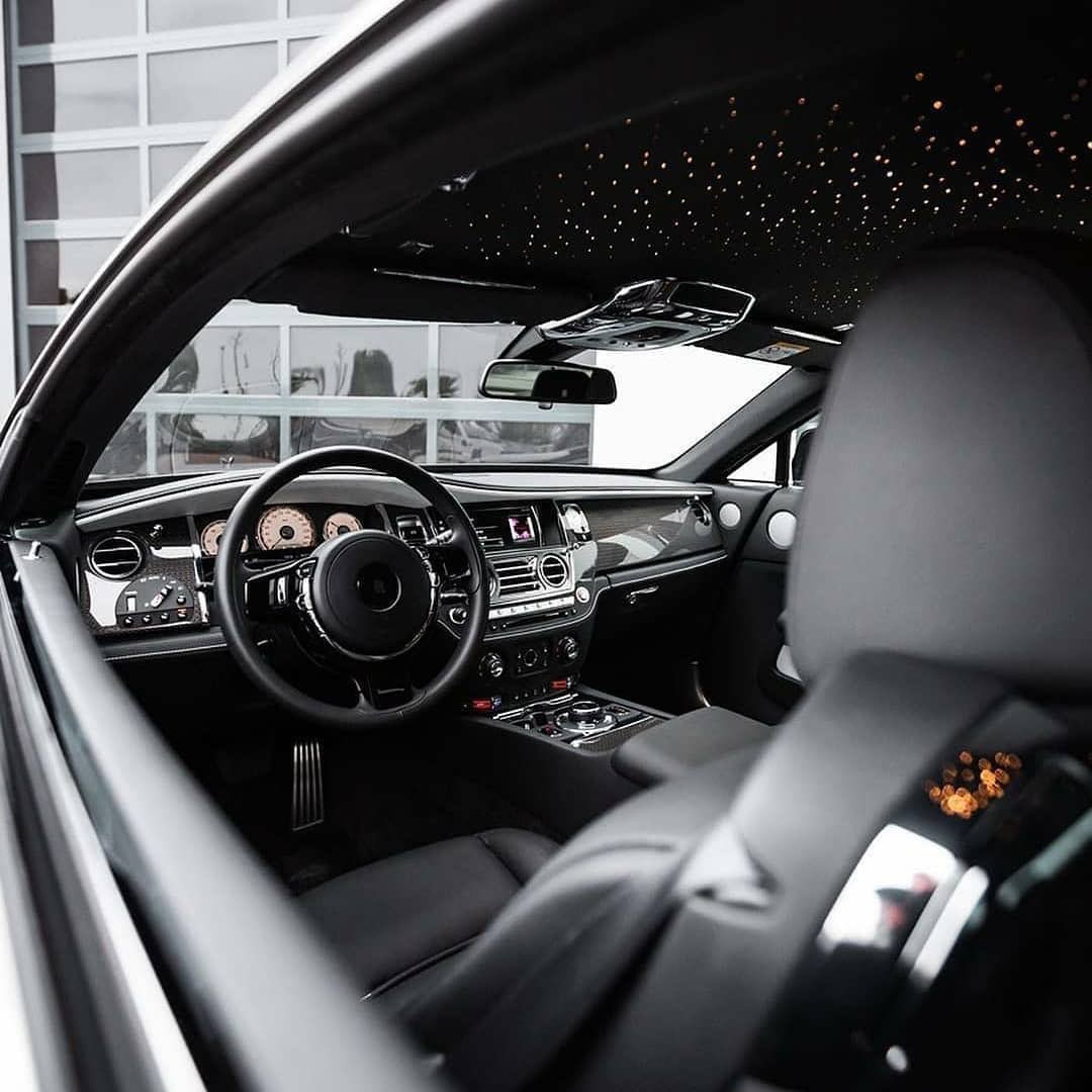 DailyCarlife's tweet photo. RR ♠️ https://t.co/uM64rGVNE0