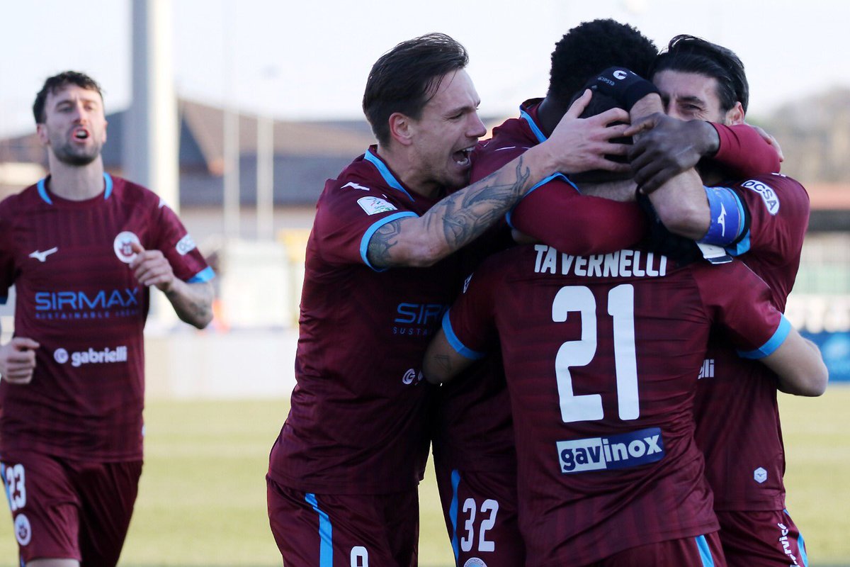ascittadella73's tweet photo. 𝗖𝗜𝗧𝗧𝗔𝗗𝗘𝗟𝗟𝗔 \ 𝗔𝗦𝗖𝗢𝗟𝗜 1 - 0
📸 | 4 istantanee della gara!
Foto©️Massimo Felicetti 
#CitAsc #SerieBKT https://t.co/MtRTVIajJe
