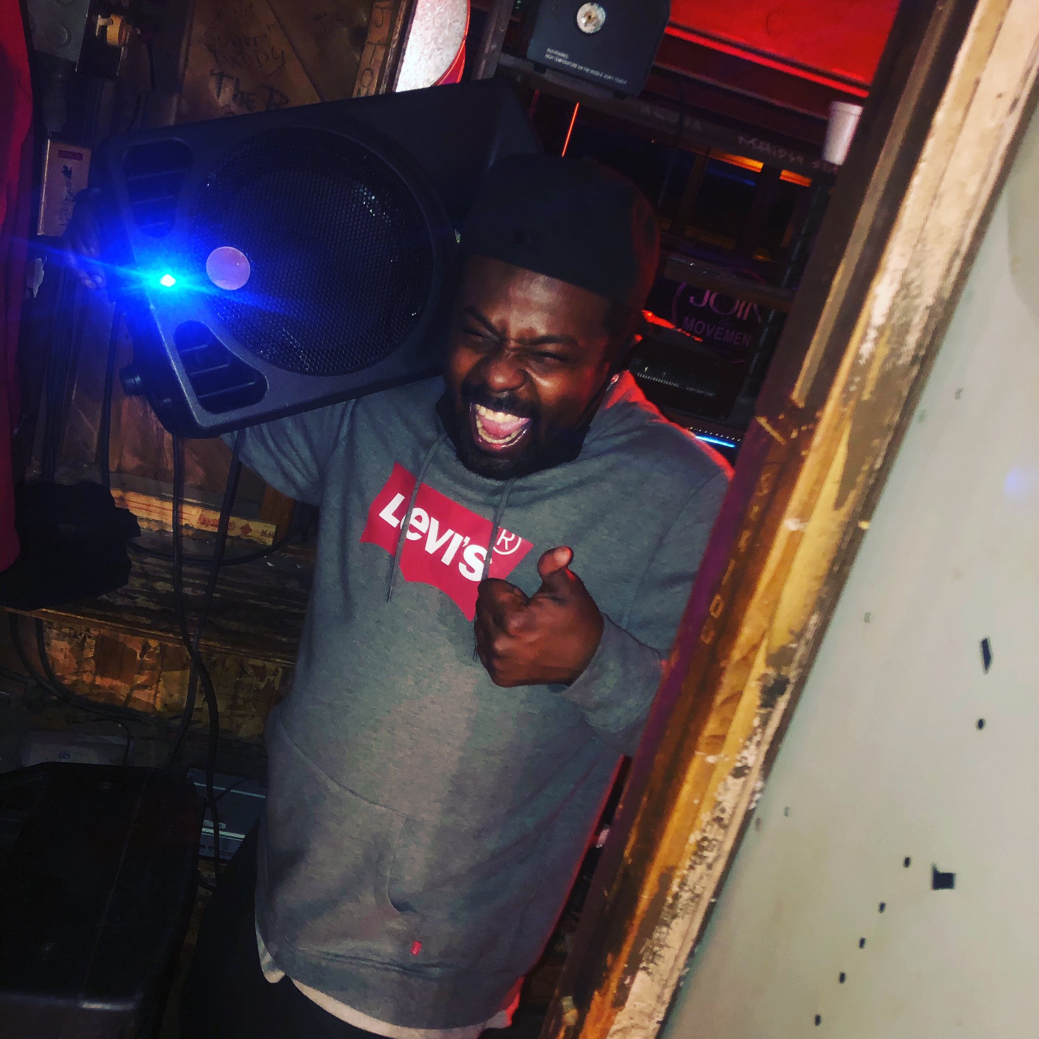 When you love what you do #djflife..... #iamdjflip69 https://t.co/6DE9VSuYTr