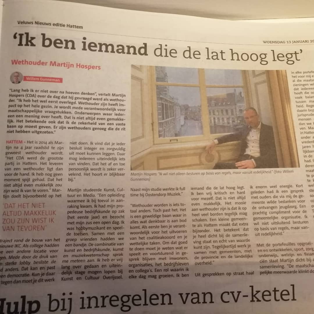 CDAHattem's tweet photo. Deze week werd onze wethouder @FMHospers geïnterviewd door @willemgunneman. Het werd een mooi gesprek over zijn drijfveren en de uitdagingen van het wethouderschap! Lees het hele interview in het @veluws_nieuws van deze week! #Hattem #CDAHattem #CDA #samenlevensamendoen https://t.co/51N46NoDcH